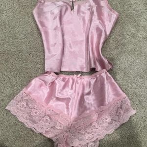 Pink lingerie two piece set !! 🎀🩷